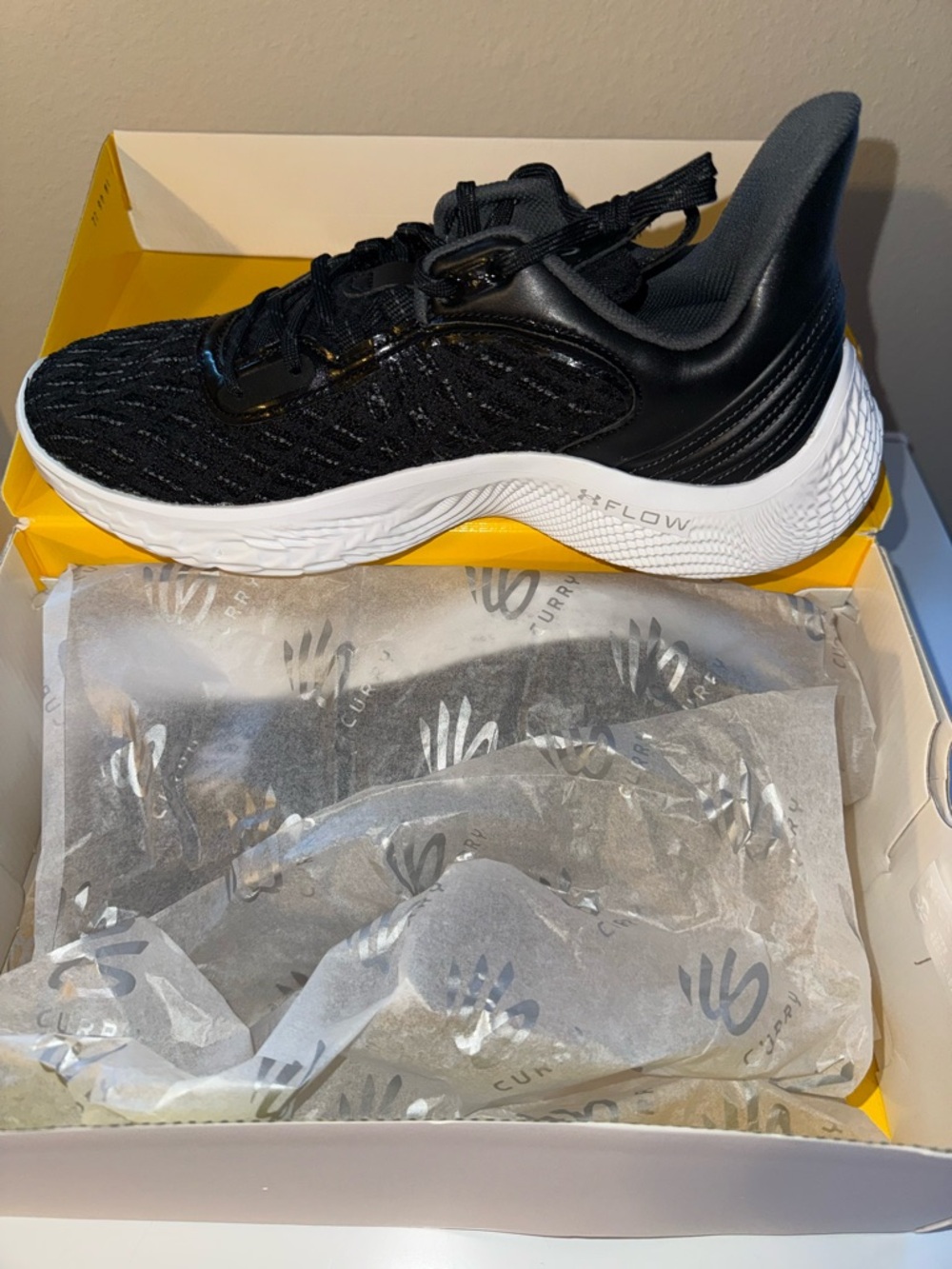 Under Armour Curry Flow 9 Team Basketball Shoes